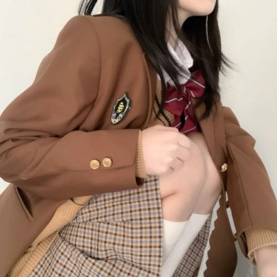 陆少夫人带崽下山了